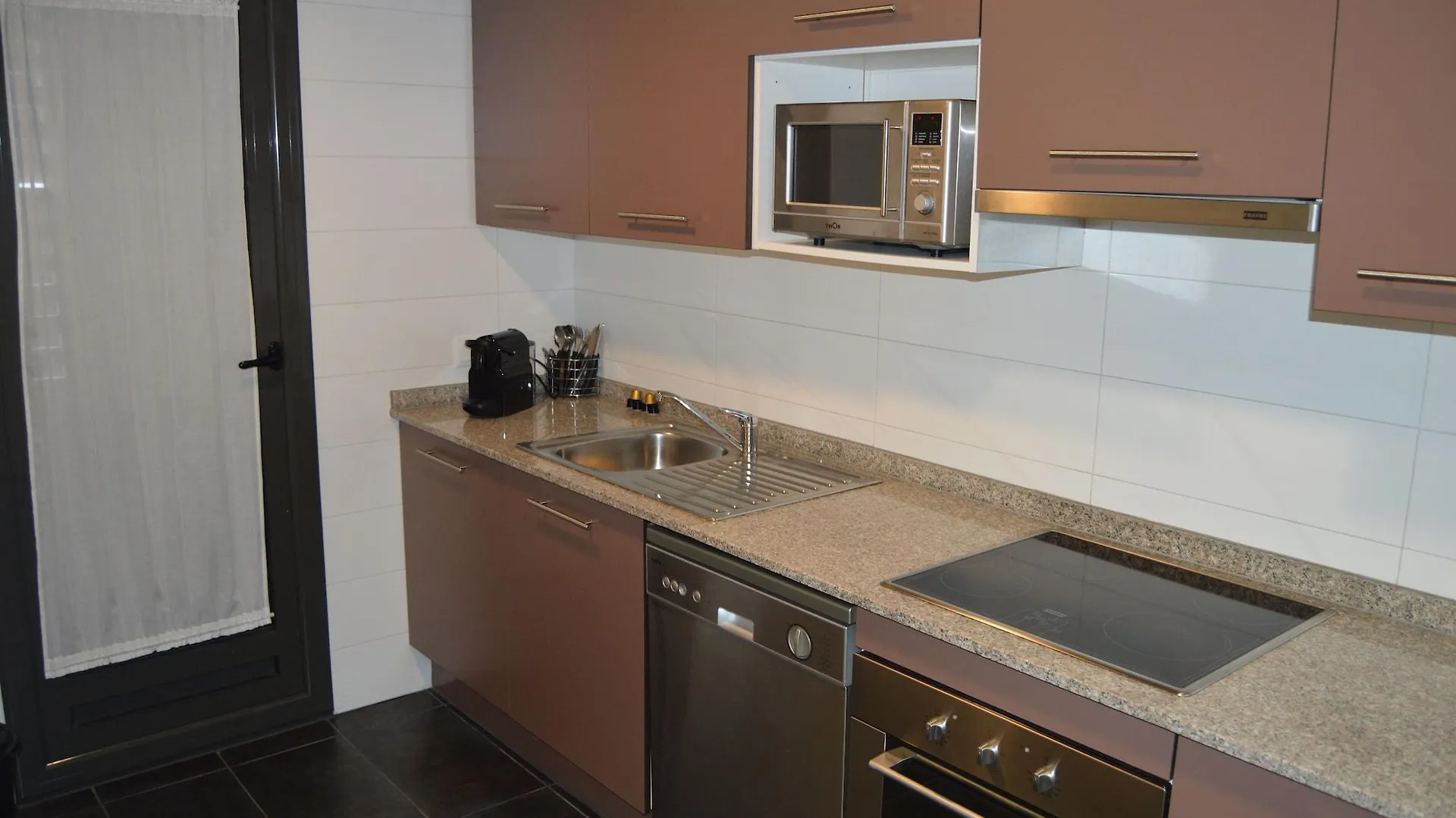 Hotel Acacias Suites & Spa Lloret de Mar 4*,