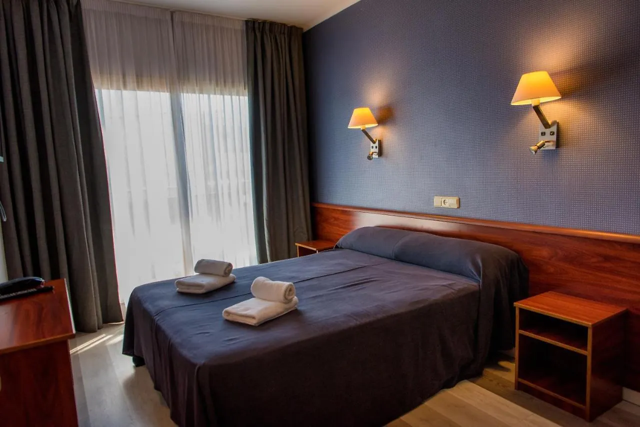 Hotel Acacias Suites & Spa Lloret de Mar 4*,